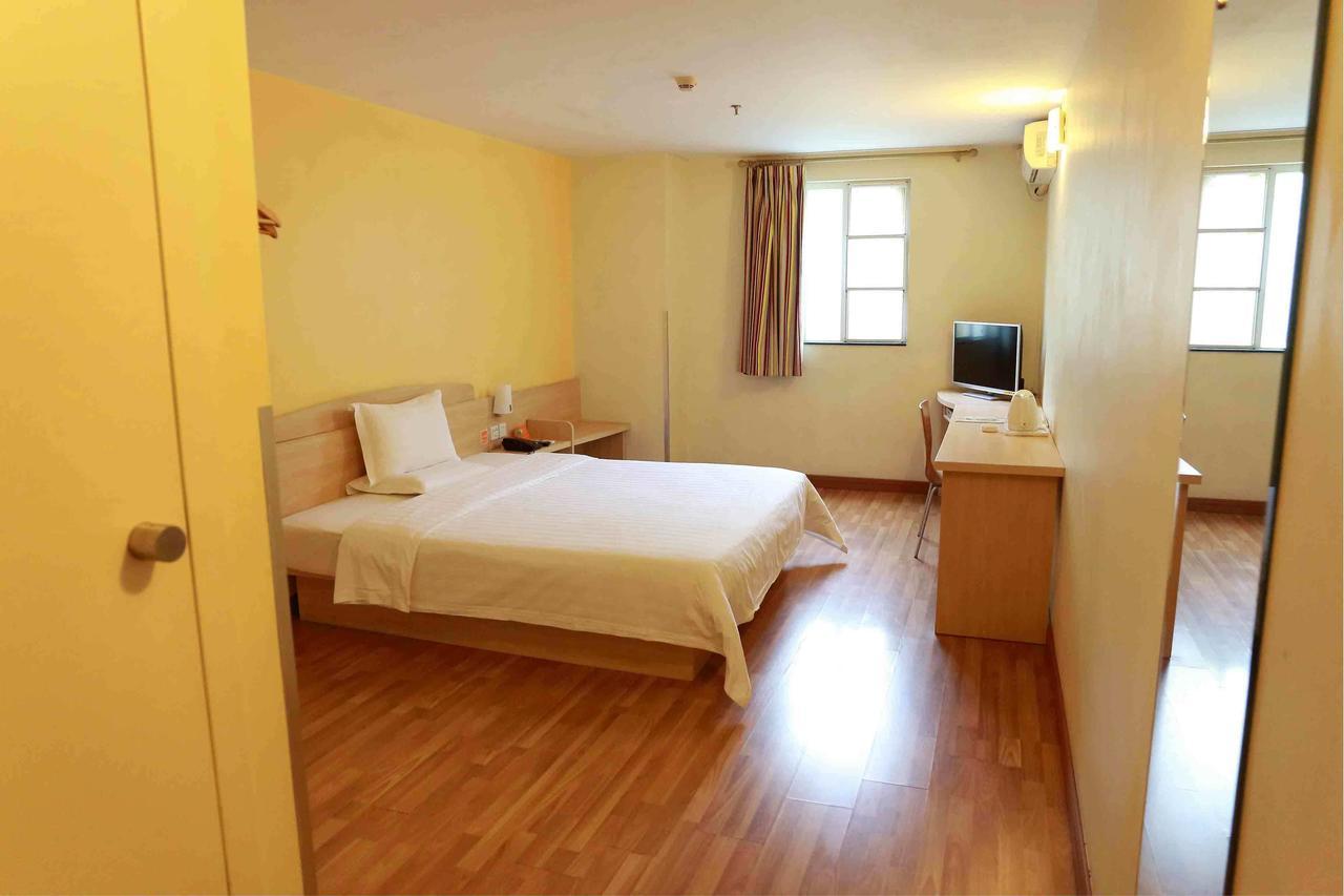 7Days Inn Deyang Zhongjiang Kuishan Park Екстер'єр фото